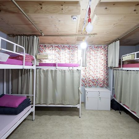 Hongdae Lazy Fox Hostel In Сеул Екстер'єр фото