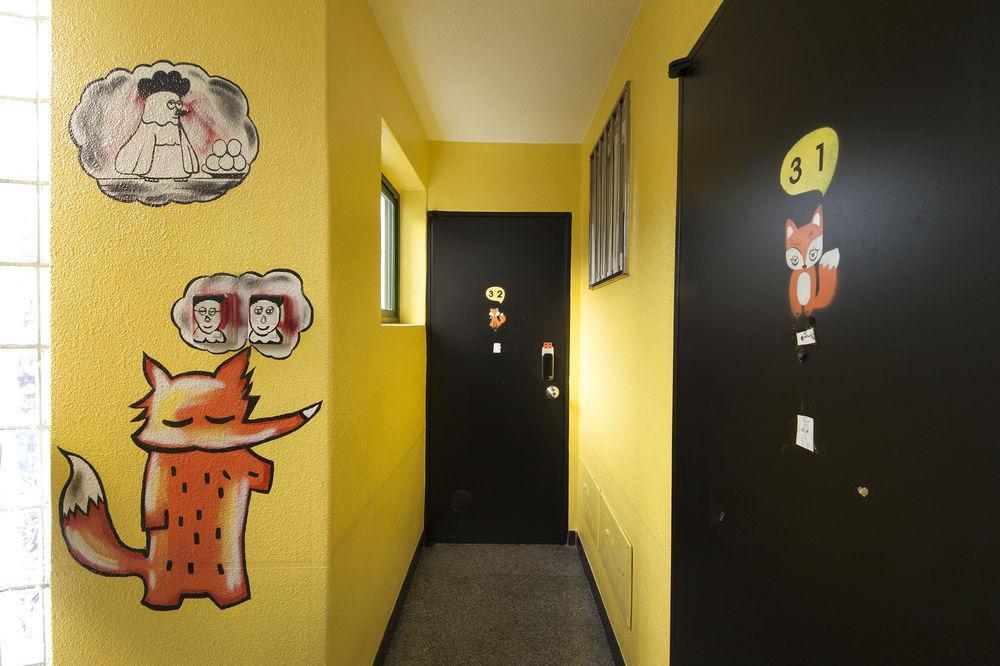Hongdae Lazy Fox Hostel In Сеул Екстер'єр фото