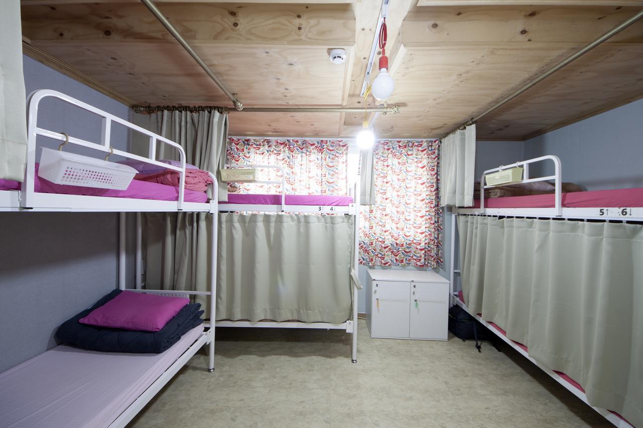 Hongdae Lazy Fox Hostel In Сеул Екстер'єр фото