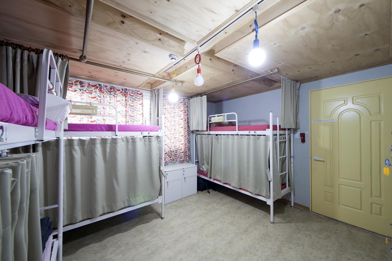 Hongdae Lazy Fox Hostel In Сеул Екстер'єр фото