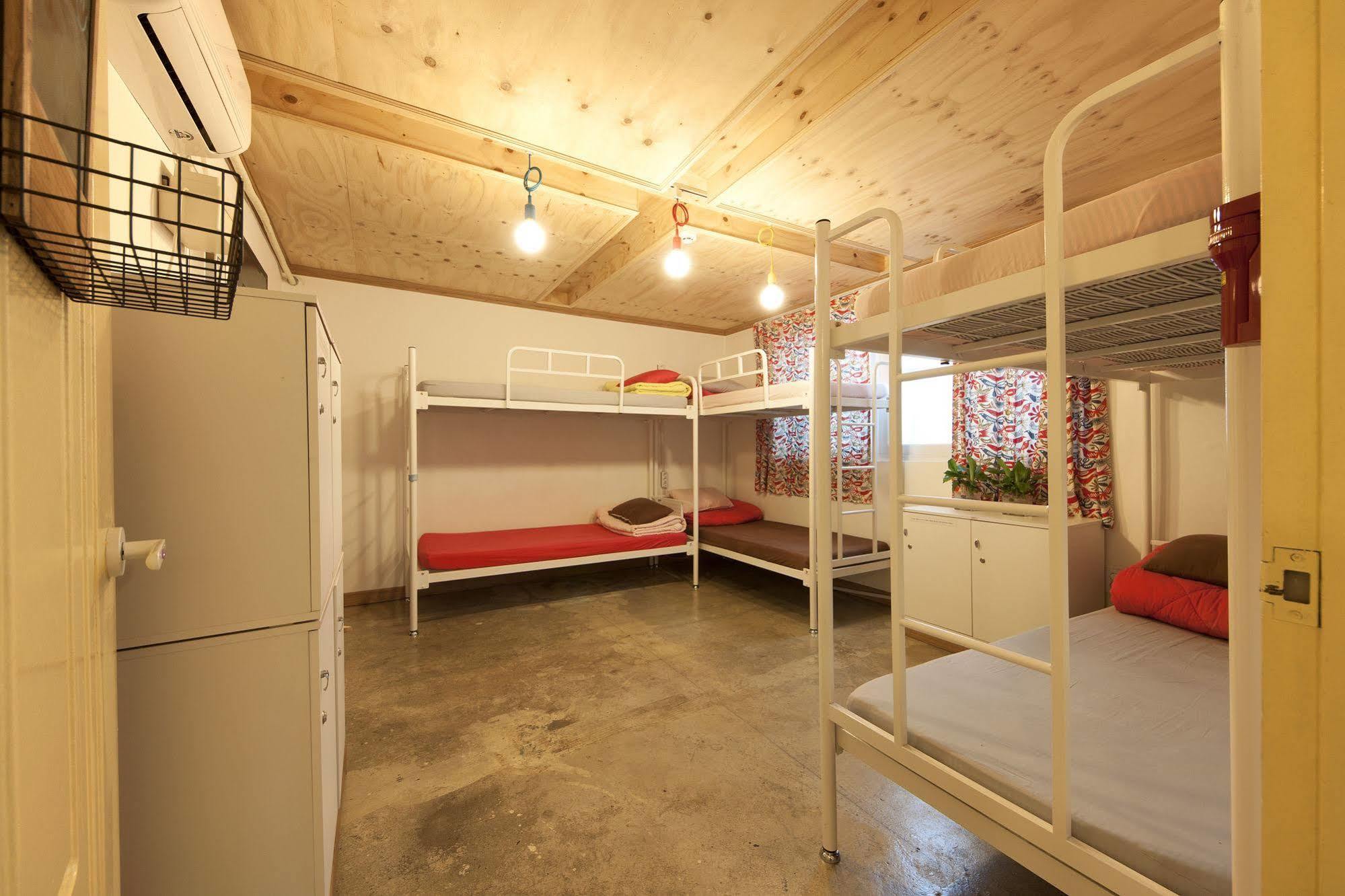 Hongdae Lazy Fox Hostel In Сеул Екстер'єр фото