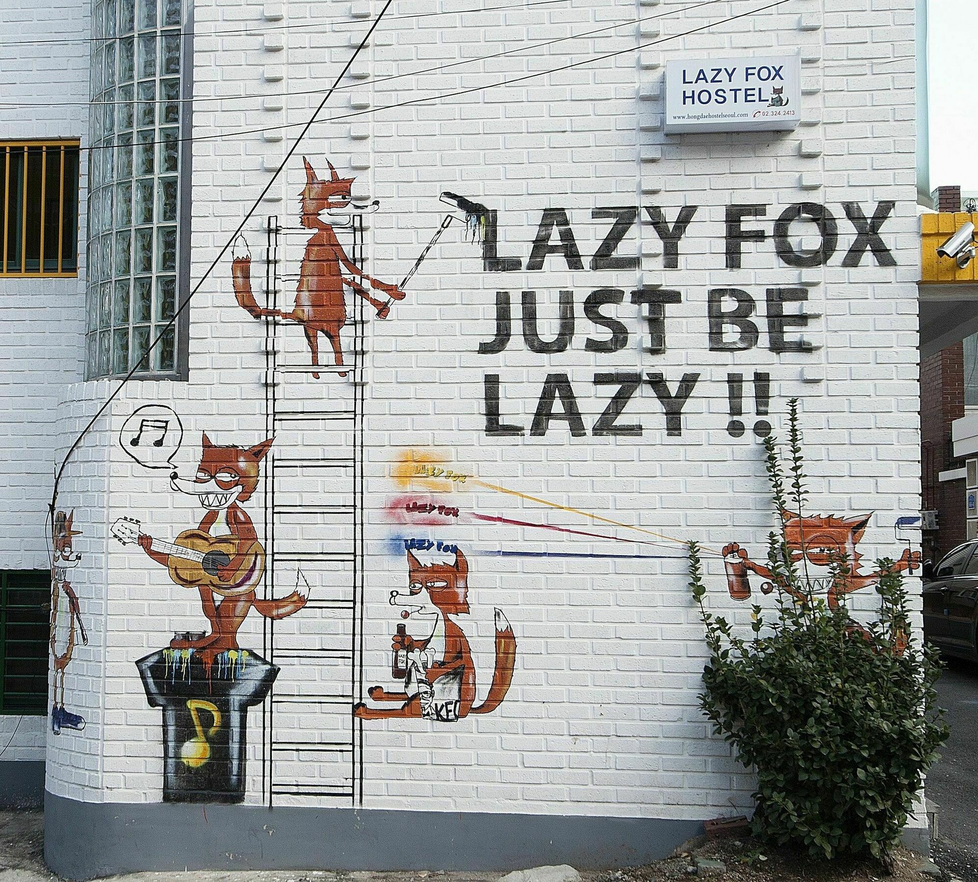 Hongdae Lazy Fox Hostel In Сеул Екстер'єр фото